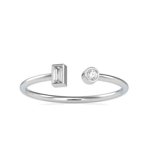 Elaborate Diamond ring